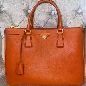 Prada Medium Galleria